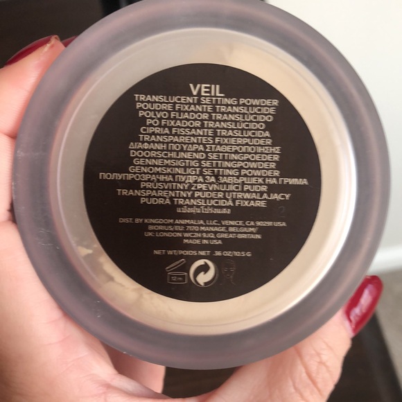 HOURGLASS Veil Translucent Setting Powder - Picture 3 of 3